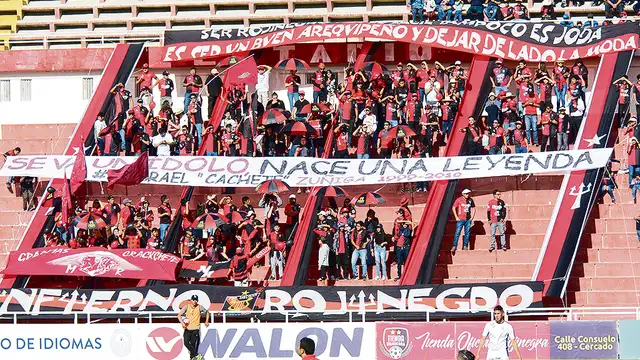 "Cachete" Zúñiga se despidió del fútbol profesional y del Melgar anotando gol