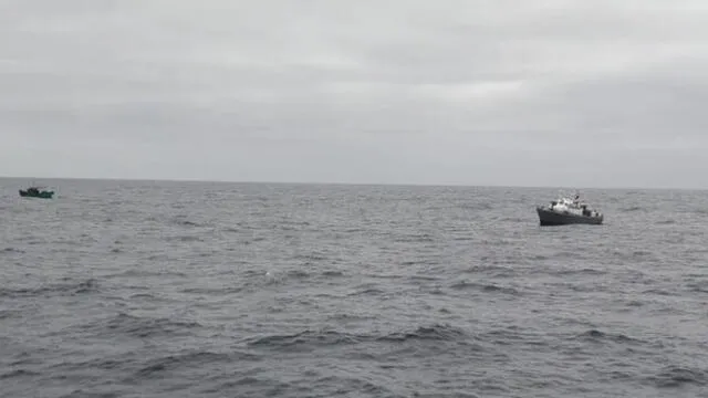 Ocho pescadores de Ilo fueron intervenidos por pescar en mar chileno