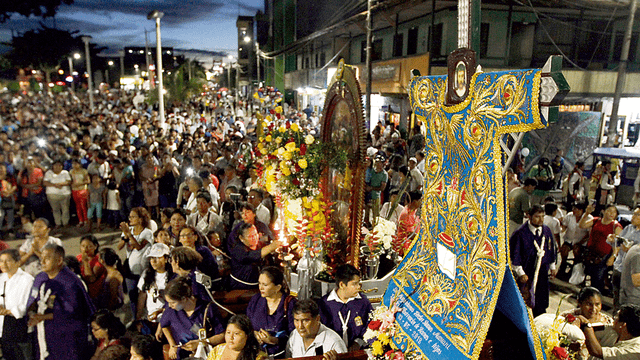 “Francisco, defiéndenos de todo aquel que quiera destruir nuestro territorio”
