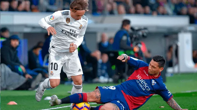 Real Madrid remontó y venció a Huesca por 3-2 en la Liga Santander 