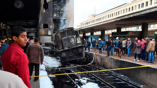 El momento de la explosión de un tren en El Cairo que dejó 20 muertos [VIDEO y FOTOS]