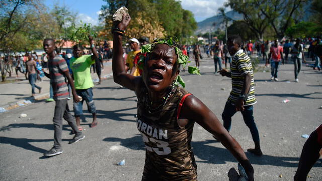 Primer ministro de Haití anuncia medidas de urgencia para calmar enardecidas protestas