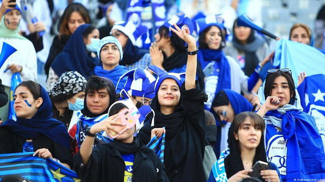 ¡DE NO CREER! Las insólitas prohibiciones sexistas que enfrentan las mujeres en Irán