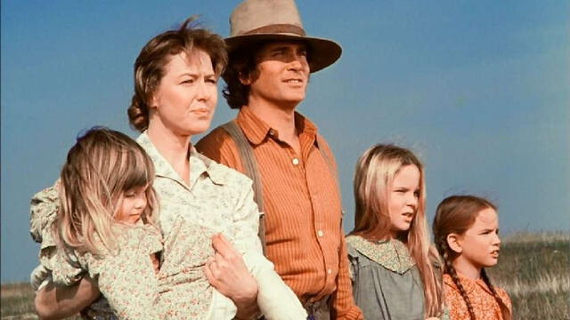 La familia Ingalls, historia que en 1974 se ganó el corazón de sus fans por sus personajes y trama  - Crédito: NBC
