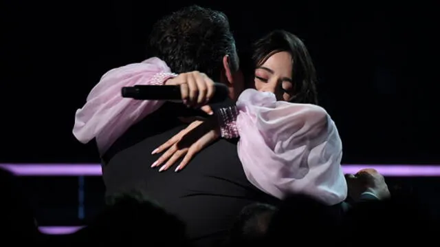 Camila Cabello y su padre en los Grammy 2020