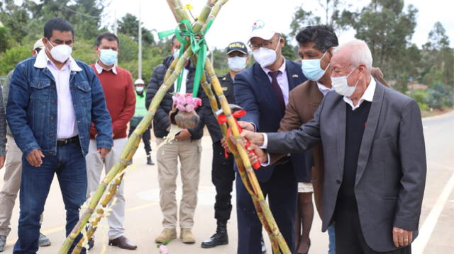 Ceremonia de inauguración carretera asfaltada Chachapoyas Aeropuerto