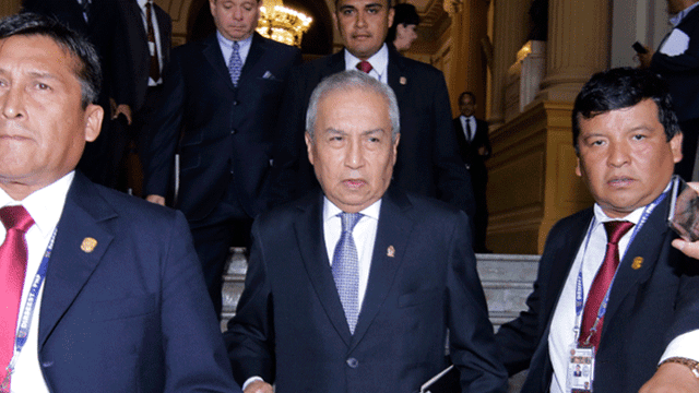 Fiscales Chávarry y Galvez presentaron sus descargos en Subcomisión