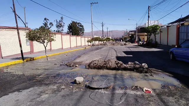 Arequipa: Desagüe colapsa en Miraflores por trabajos en obras [FOTOS Y VIDEO] 