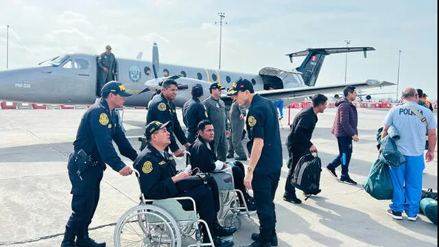 Policías heridos son trasladados de Puno a Lima