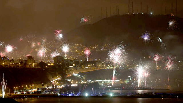 Festividad del Año nuevo en la Costa Verde.