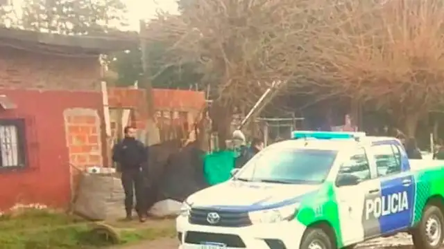El incendio se originó al promediar las 5 de la mañana debido a una estufa que estaba muy cerca de la cama donde dormían los niños. Foto: Twitter