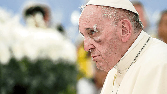 Papa Francisco pide cambiar ‘cultura de la muerte’ por una entregada a la vida