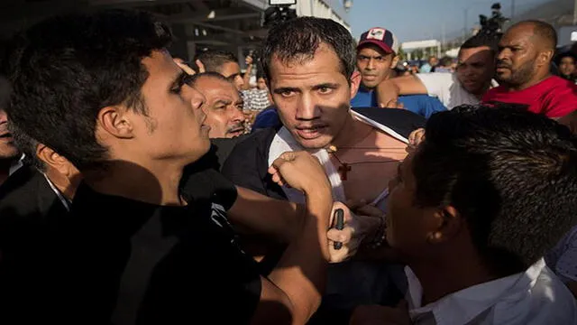 juan Guaidó fue agredido en el aeropuerto de Maiquetía