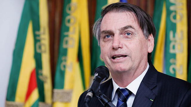 Jair Bolsonaro aún no adopta medidas para enfrentar el COVID-19. Foto: difusión.