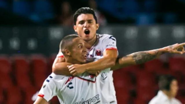 Cruz Azul aplastó 4-1 al Veracruz de Gallese y Cartagena por el Apertura de la Liga MX [RESUMEN Y GOLES]