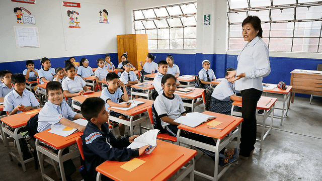 Sutep defiende Currículo Escolar y pide al PJ emitir un fallo objetivo