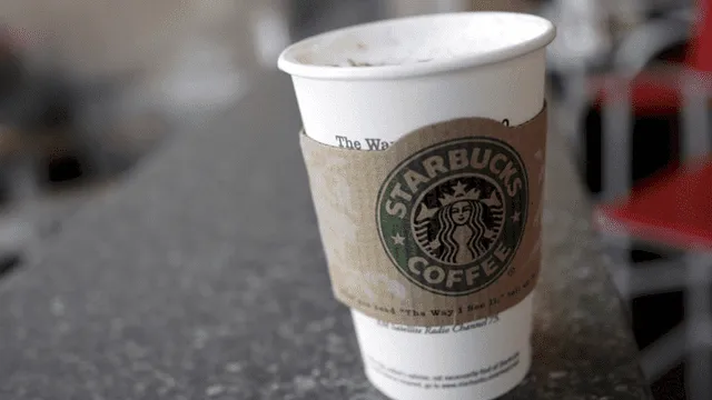 EE.UU.: denuncian a empleado de Starbucks por preparar una bebida con lejía