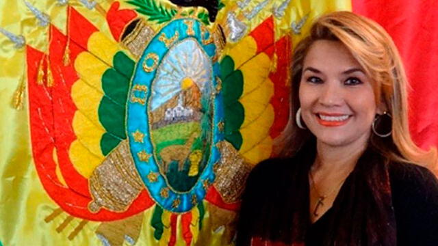 Jeanine Añez asumiría la presidencia de Bolivia