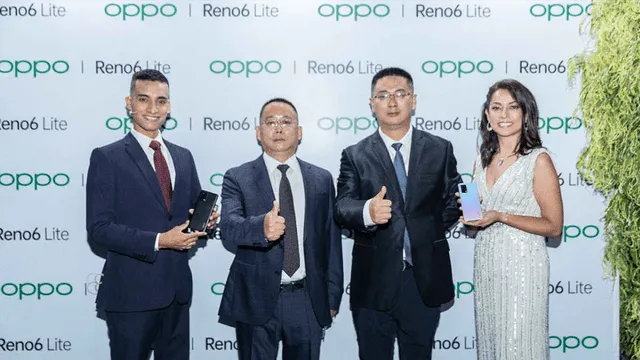 Representantes de la compañía durante el evento de lanzamiento. Foto: Oppo