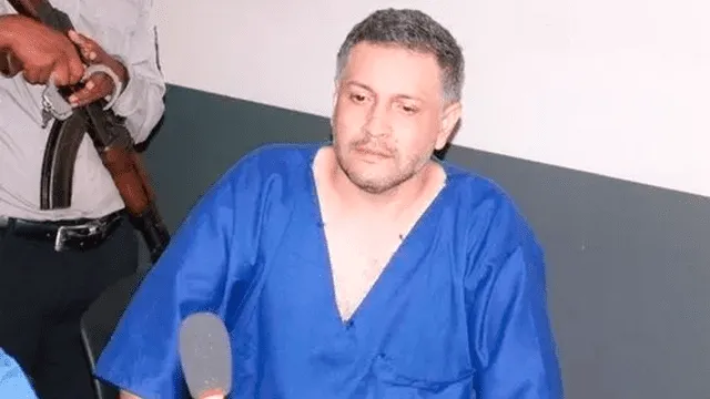 Hombre fingió ser asaltado por sicarios que contrató para asesinar a su esposa