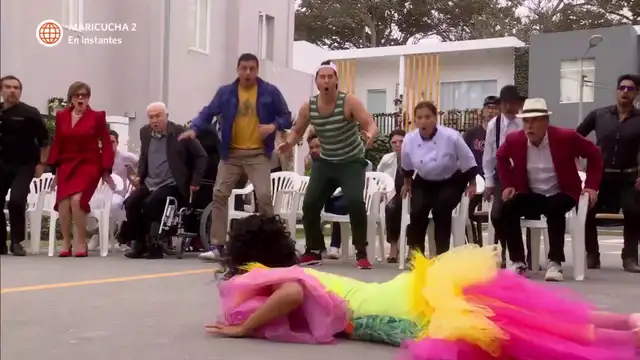 July se cayó en frente de su familia y los Maldini-Montalbán July se cayó en frente de su familia y los Maldini-Montalbán