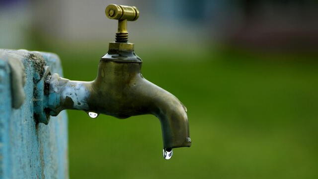 Si ingerimos agua procedente del caño existe la posibilidad de dañar nuestra salud contrayendo alguna bacteria. Foto: www.gob.pe