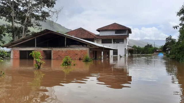 Viviendas de Chirimoto quedaron inundadas tras desborde de río Shocol