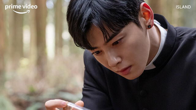 Cha Eunwoo en Island. Foto: Amazon Prime