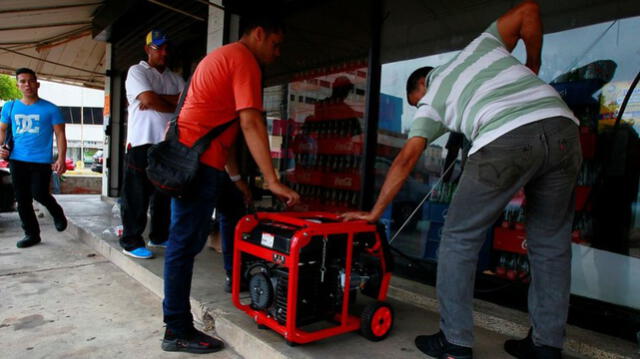 Crisis en Venezuela: El auge de la venta de generadores eléctricos