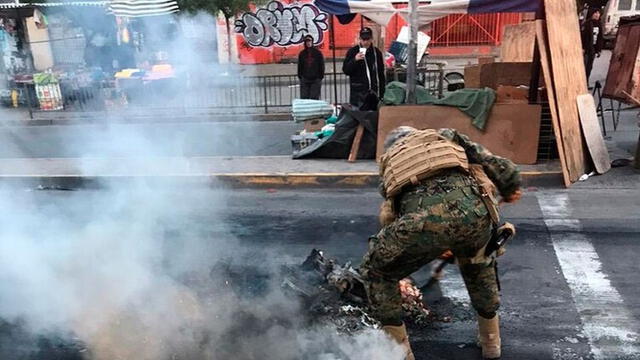 El Ejército de Chile tomó las calles tras las protestas ante incremento de pasajes en el Metro, dictado por Sebastián Piñera. Foto: Difusión