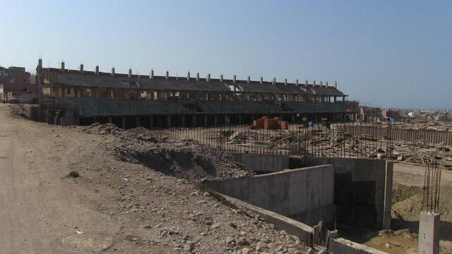 Estadio San Genaro en construcción en el 2013. Foto: Municipalidad de Chorrillos