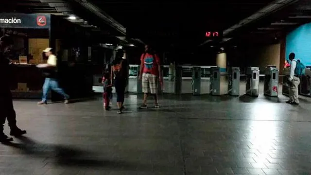 El Metro de Caracas también se vio afectado por el apagón. Foto: redes sociales.