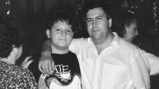 Sebastián Marroquín escribió algunos libros sobre la relación con su padre, Pablo Escobar. Foto: Editorial Península