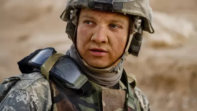 Jeremy Renner interpretó al sargento William James en la película Zona de miedo. Foto: Netflix
