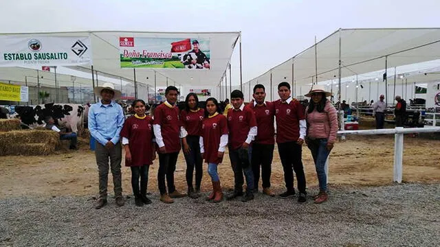 Universitarios participaron de la VII Feria Nacional de Ganado Lechero