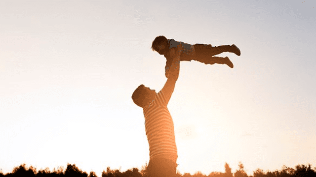 Día del Padre: los mejores mensajes, saludos y felicitaciones para enviar por redes sociales