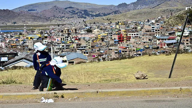 Se estima que el 35% de escolares en Puno no cuentan con acceso a medios de comunicación.