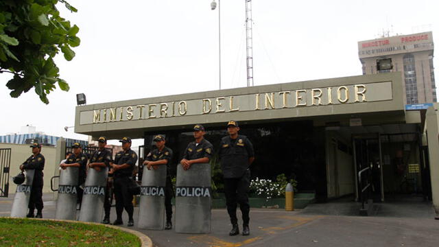 policías pase al retiro