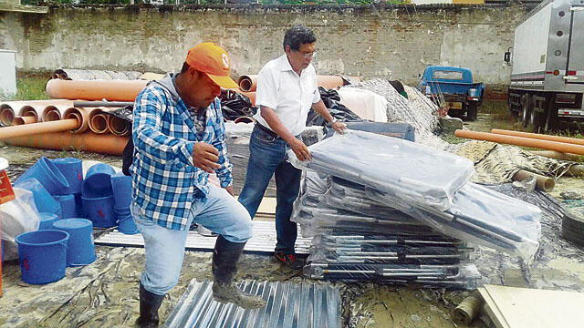 Lluvias en el Perú: hallan en Piura bienes de ayuda humanitaria en pésimas condiciones