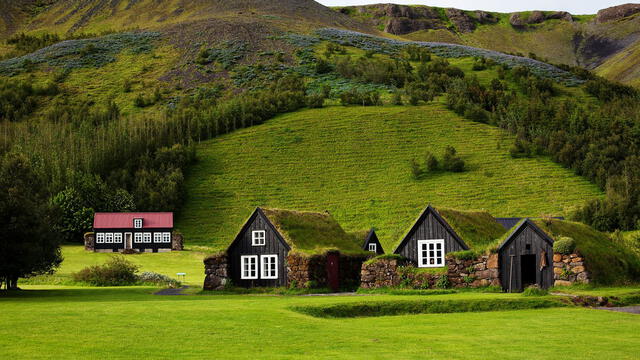 Islandia siempre destaca en la lista de los países verdes. Foto: Astelus