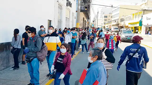 Aglomeración en Tacna. Aglomeración en Tacna.