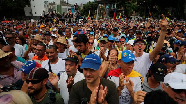 "No podemos quedarnos en casa", un lamento ante agónicas marchas contra Maduro