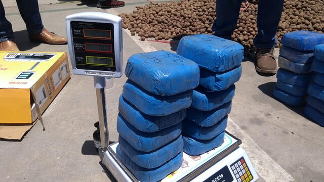 Detienen a pareja con 35 kilos de droga de alta pureza en Arequipa 