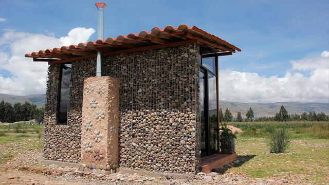 Tesista construye vivienda antisísmica con muro gavión 