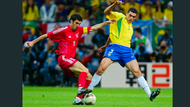 Haka Sukur: Marcó el gol más rápido de los Mundiales y hoy se gana la vida manejando Uber