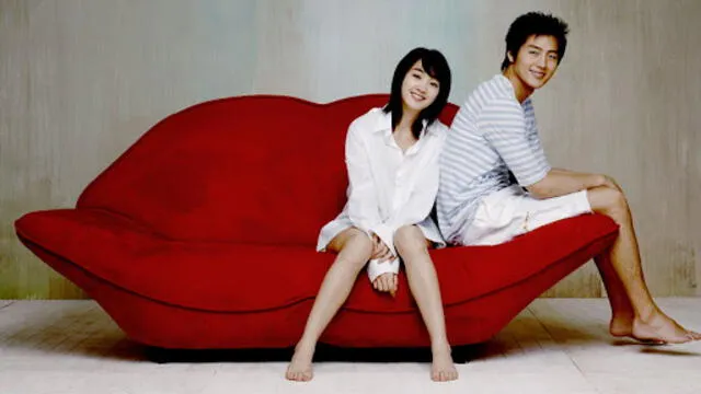 En 2007, Lee Jung Jin protagonizó junto a Soo Ae el dorama romántico 9 End 2 Outs  de MBC.