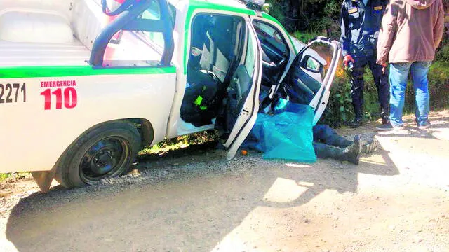 Dos policías mueren en emboscada de narcotraficantes Dos policías mueren en emboscada de narcotraficantes