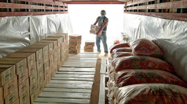 Distribucion de alimentos para 135.000 escolares de Lambayeque