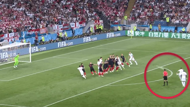 Inglaterra vs Croacia: golazo de tiro libre de Trippier para el 1-0 [VIDEO]