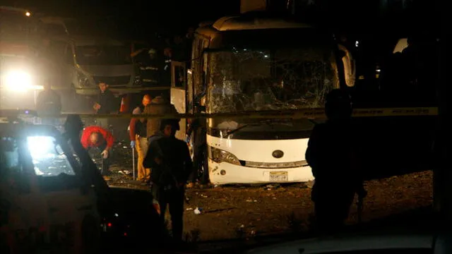 Egipto: Tres muertos y varios heridos deja explosión de bus turístico cerca a Pirámides